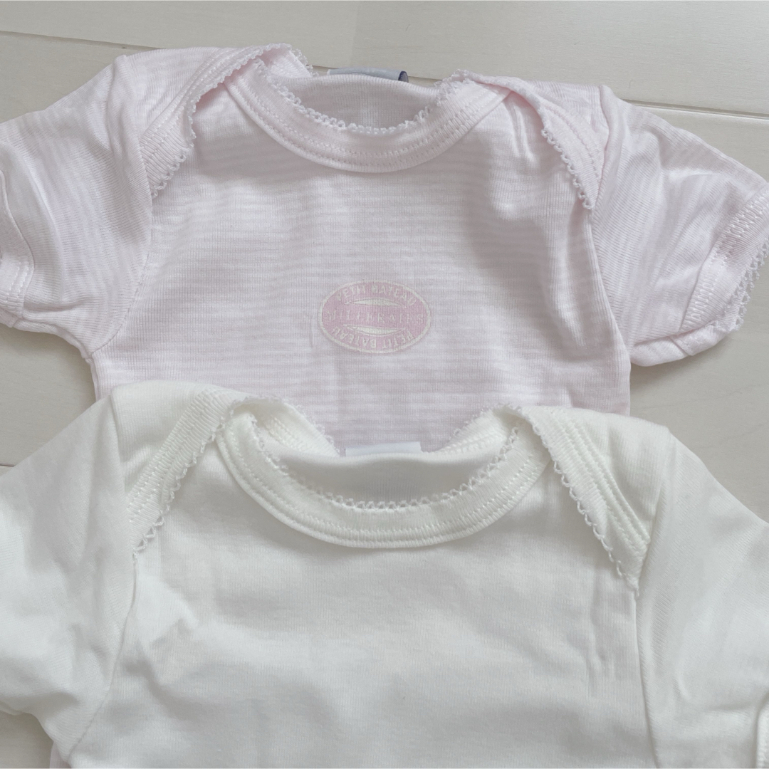 PETIT BATEAU(プチバトー)のプチバトー　半袖ボディ2枚組　18m  キッズ/ベビー/マタニティのベビー服(~85cm)(ロンパース)の商品写真