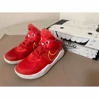 ナイキ(NIKE)のナイキ　NIKE  ハッスル　モンスター　スニーカー　赤　17cm(スニーカー)