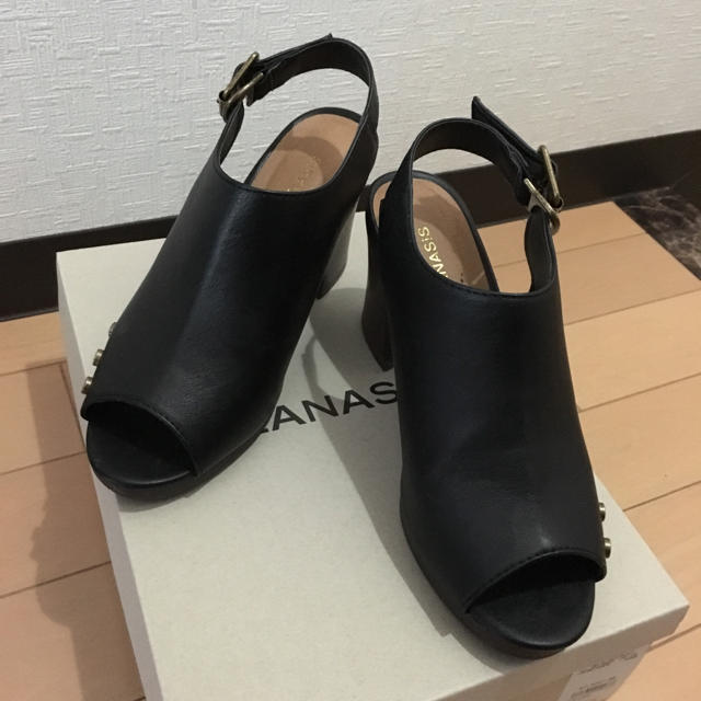 JEANASIS(ジーナシス)のjeanasisチャンキーヒールサボ M black レディースの靴/シューズ(サンダル)の商品写真