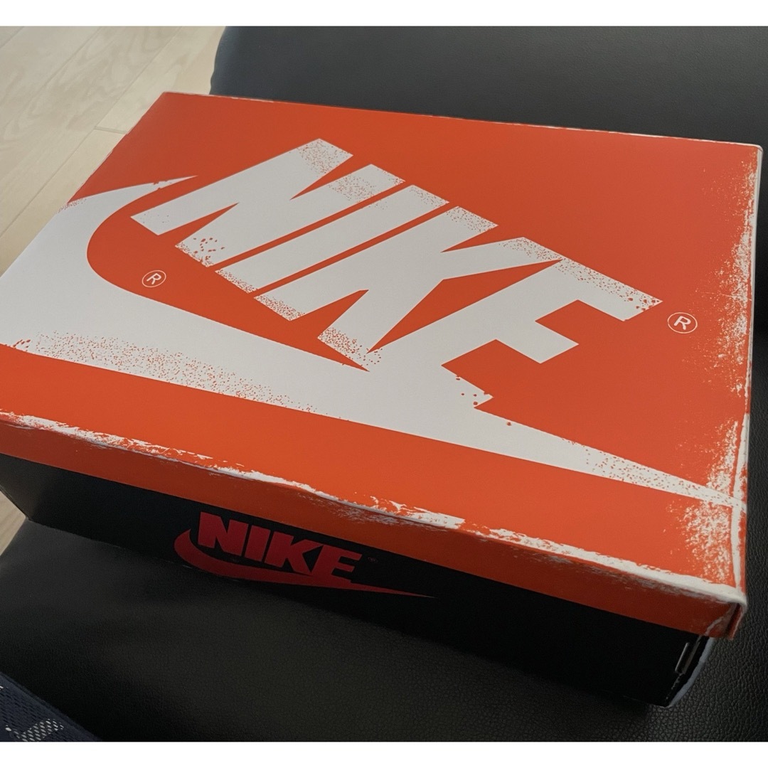 NIKE(ナイキ)のNike Air Jordan 1 Lost & Found Chicago メンズの靴/シューズ(スニーカー)の商品写真