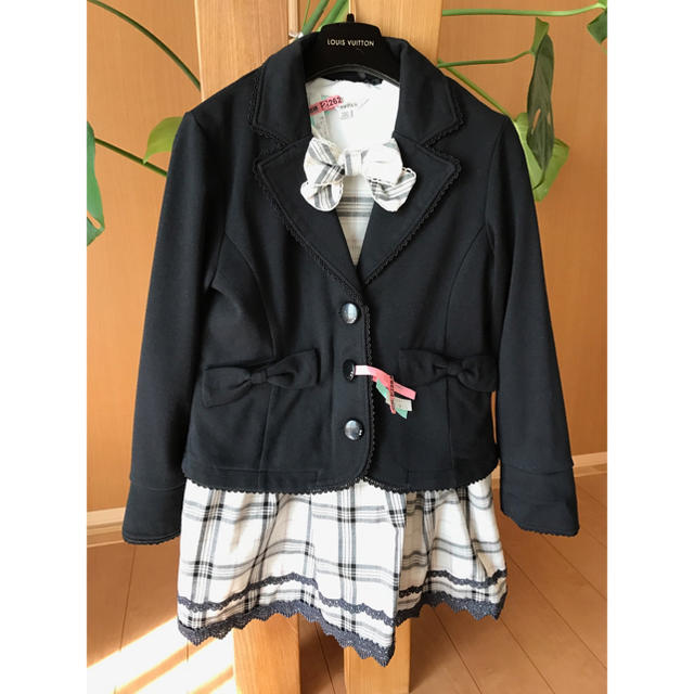 anyFAM(エニィファム)のお値下げ★anyfam ★入学式用フォーマルスーツ キッズ/ベビー/マタニティのキッズ服女の子用(90cm~)(ドレス/フォーマル)の商品写真