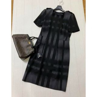 バーバリー(BURBERRY)の美品　バーバリー　ロンドン　ワンピース　チェック(ひざ丈ワンピース)