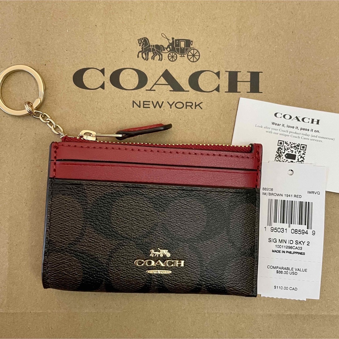 カラーBROWNTRUEREDCOACH コーチ 新品 タグ・ケアカード付 パスケース／定期入れ／コインケース