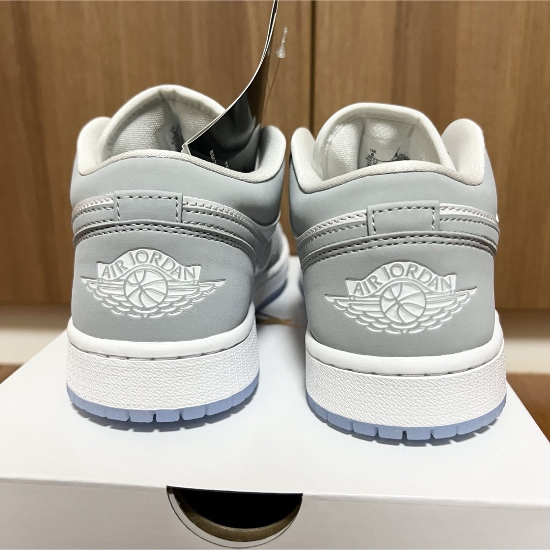 NIKE - AIR JORDAN 1 LOW エアジョーダン ウルフグレー 25.0cmの NIKE - AIR JORDAN 1 LOW エアジョーダン ウルフグレー 25.0cmの