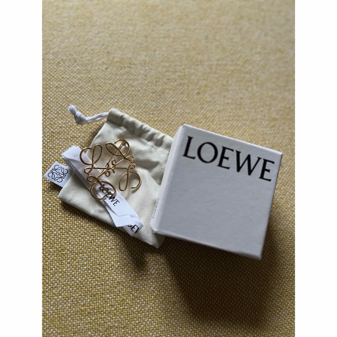 百貨店購入 LOEWE ロエベ パール ブローチ-