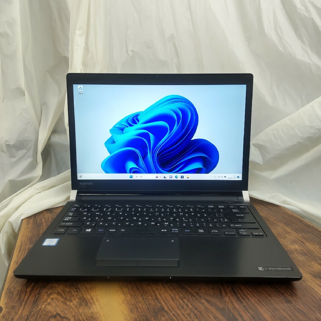 東芝 R731/38DB Core i7 8GB 新品SSD搭載