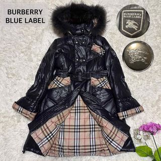 バーバリーブルーレーベル(BURBERRY BLUE LABEL)の美品・L✨ バーバリーブルーレーベル ダウンコート ノバチェック リアルファー(ダウンコート)