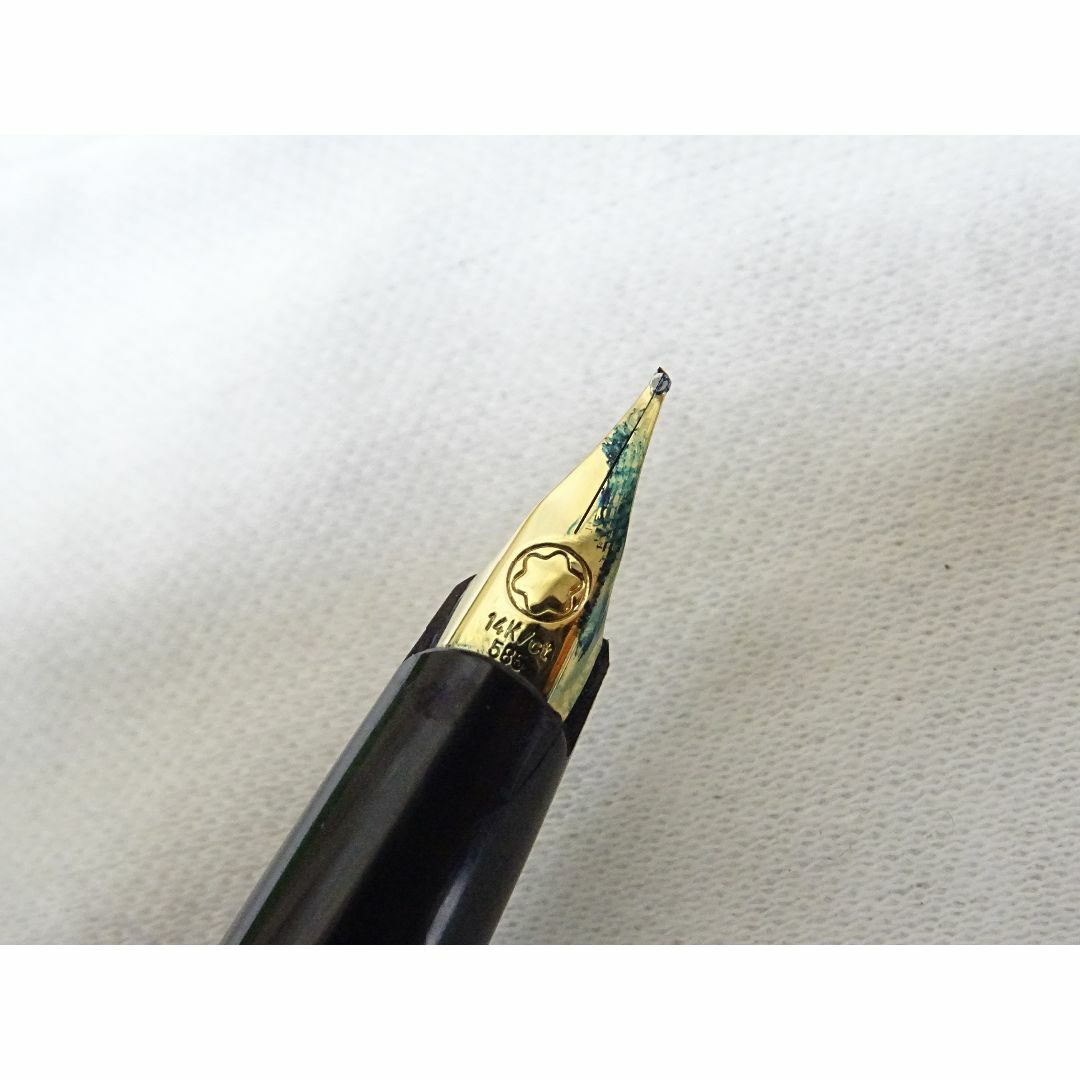 MONTBLANC(モンブラン)のK船026/ モンブラン 万年筆 14K/CT 刻印 インテリア/住まい/日用品の文房具(ペン/マーカー)の商品写真