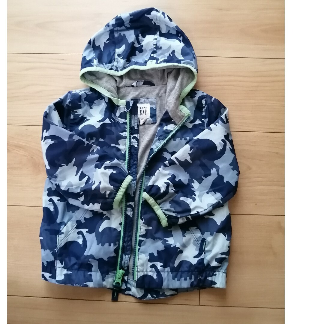 babyGAP(ベビーギャップ)の＊90サイズ＊ GAP ウインドブレーカー キッズ/ベビー/マタニティのキッズ服男の子用(90cm~)(ジャケット/上着)の商品写真