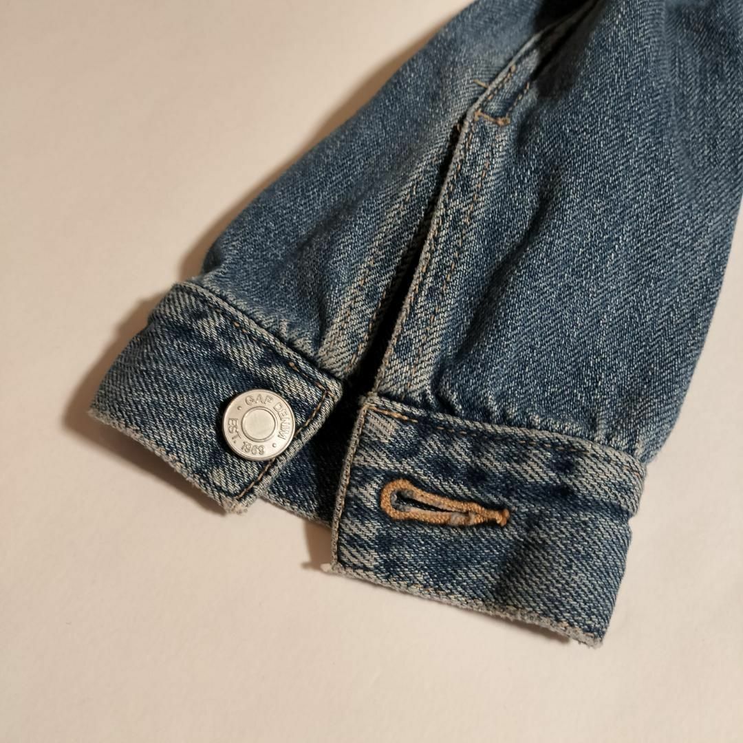 GAP(ギャップ)のGAP　ギャップ　デニムワンピース　ワンピ　デニム　Ｍ レディースのジャケット/アウター(Gジャン/デニムジャケット)の商品写真