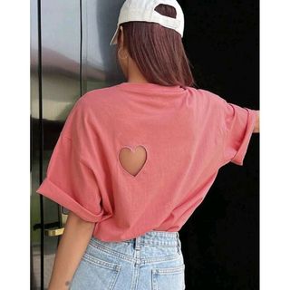 最終値下げ！SHEIN　シーイン　ハートくりぬき　Tシャツ(Tシャツ(半袖/袖なし))