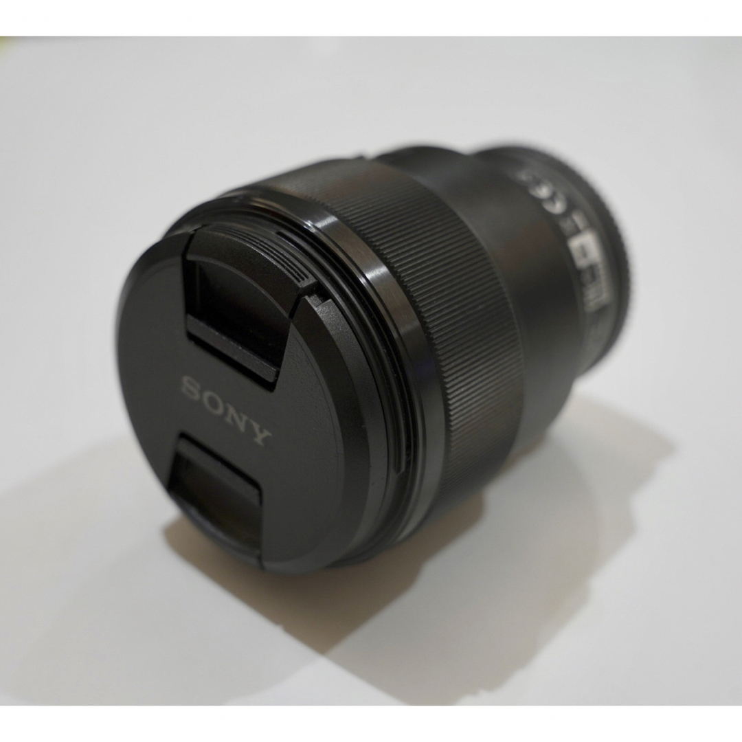 SONY(ソニー)のSONY  FE 85mm F1.8 Eマウント用レンズ スマホ/家電/カメラのカメラ(その他)の商品写真