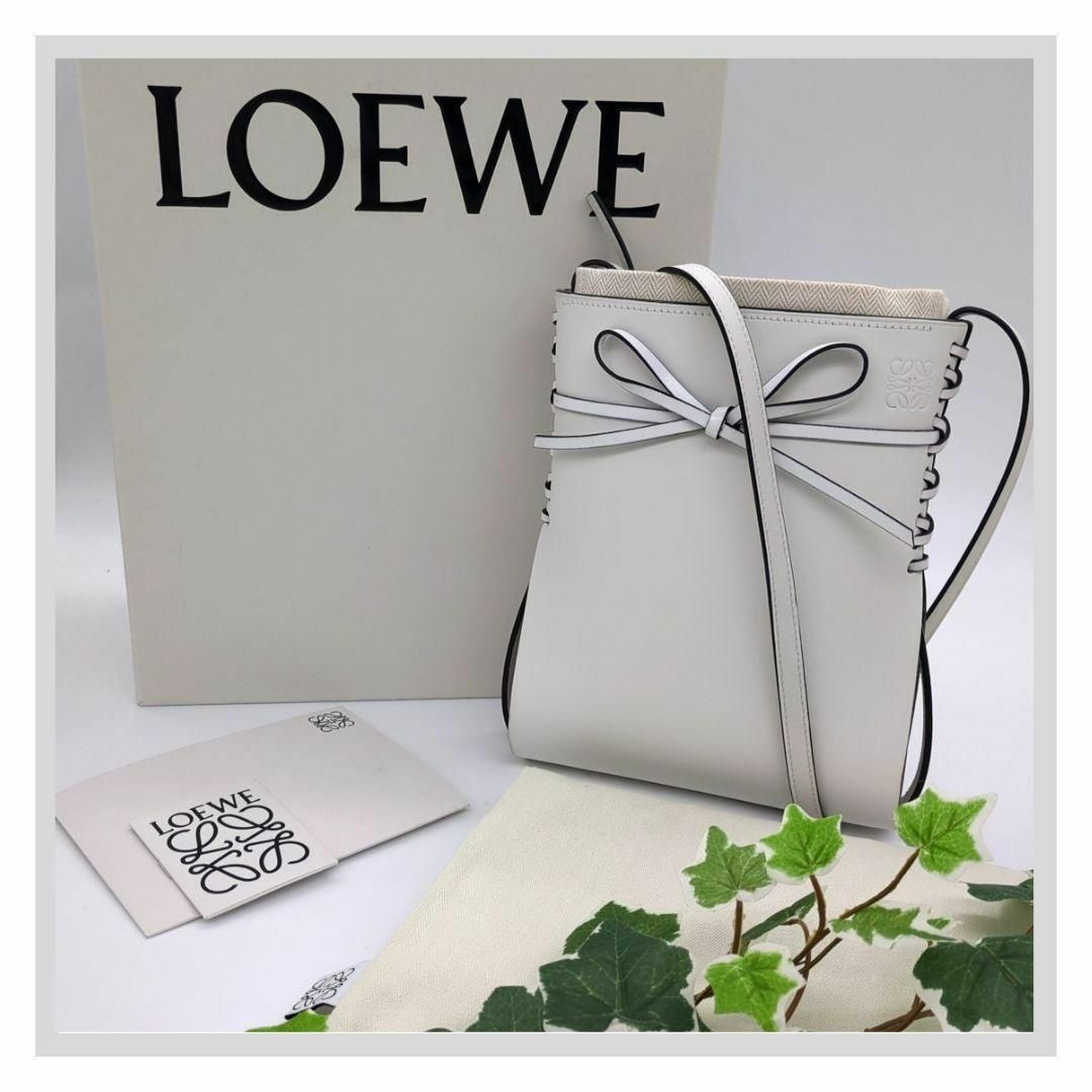 24cmよこLOEWE ロエベ イケバナ ショルダーバッグ ホワイト レザー