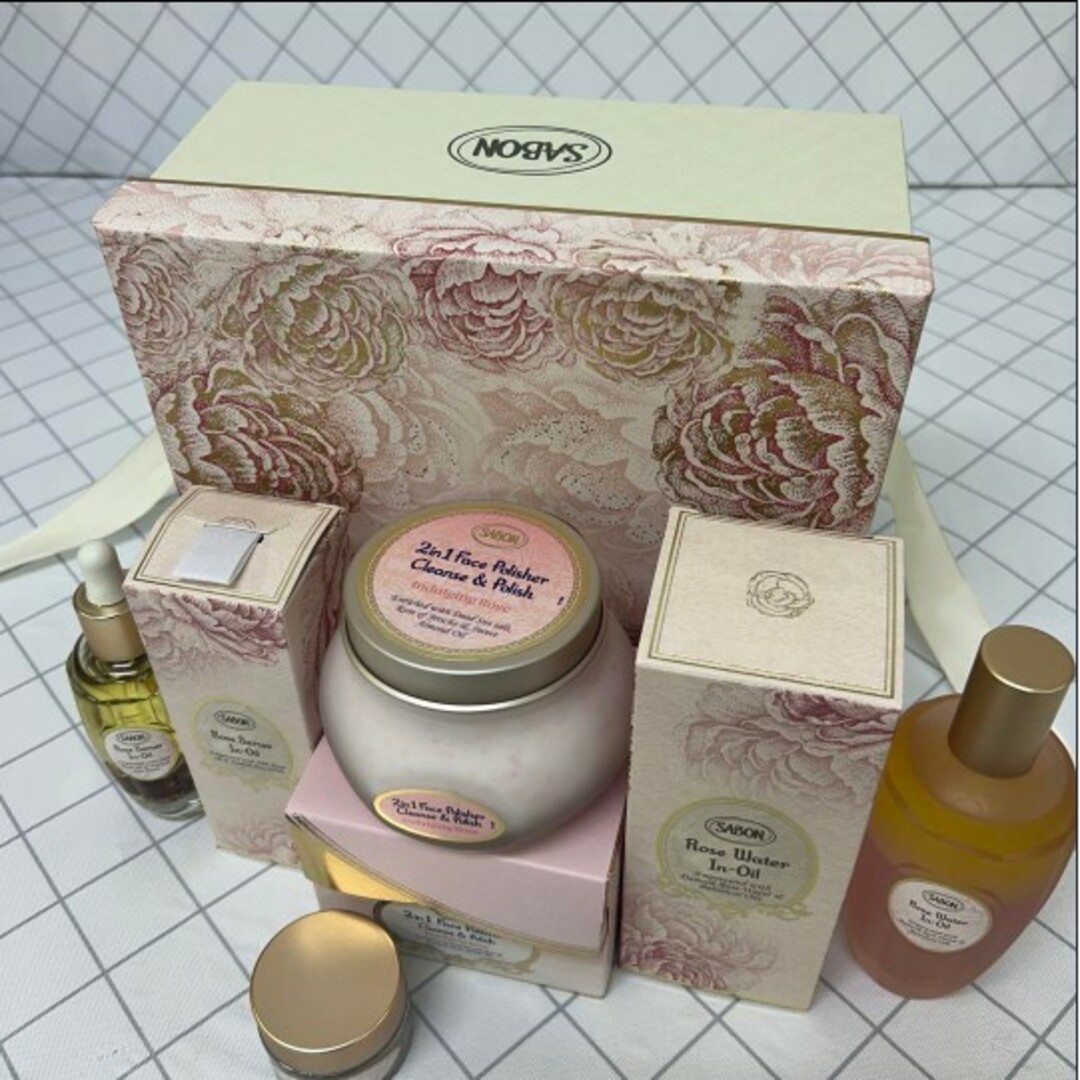 SABON(サボン)のサボン　ローズグロウキットインダルジング    3931 コスメ/美容のスキンケア/基礎化粧品(その他)の商品写真