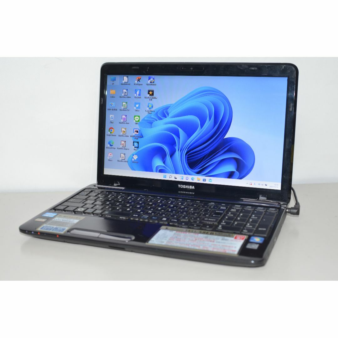 ノートパソコン 東芝 Dynabook T451/58EBカメラ