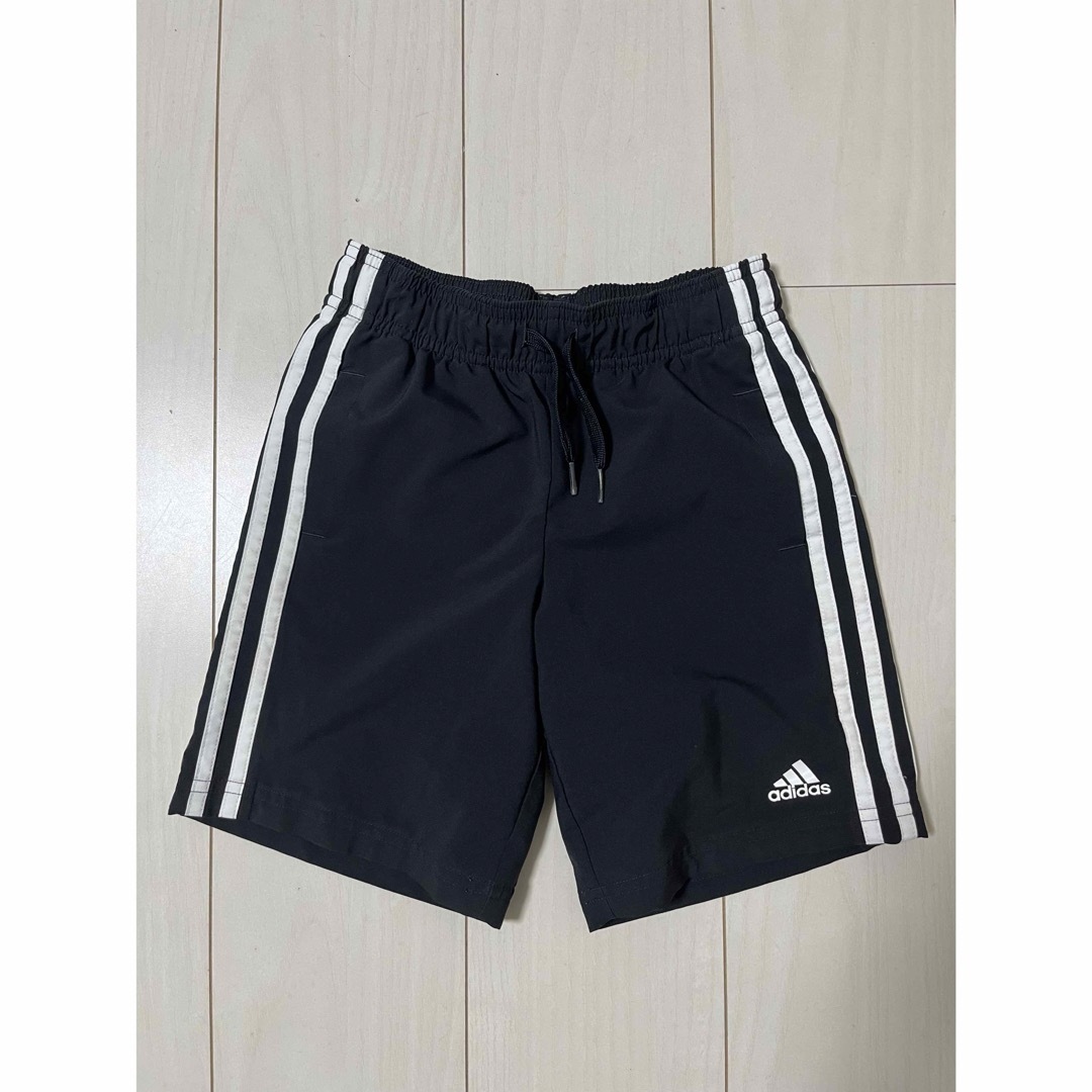 adidas(アディダス)の【中古】adidas ハーフパンツ サッカー（GN4093）120cm スポーツ/アウトドアのサッカー/フットサル(ウェア)の商品写真