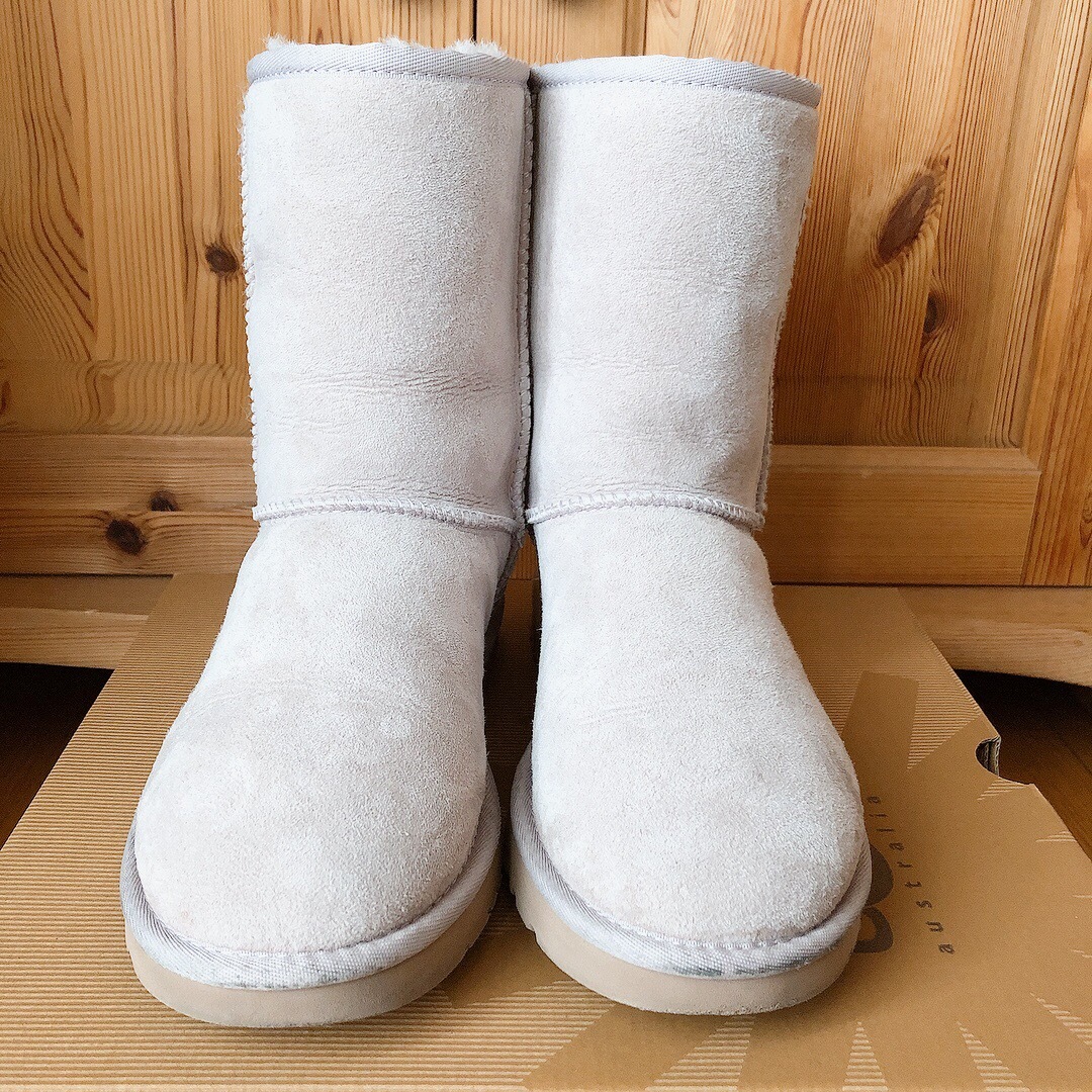 UGG(アグ)のUGG ムートンブーツ　アグ　25㎝　FEA ピンク　ラベンダー　ベージュ レディースの靴/シューズ(ブーツ)の商品写真