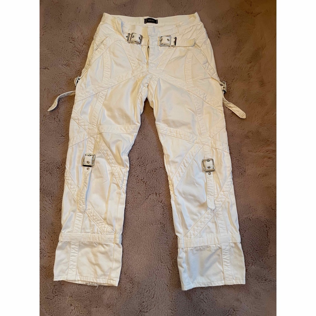 ジャンニヴェルサーチ ホワイトパンツ正規品 ジャンニヴェルサーチ ホワイトパンツ正規品