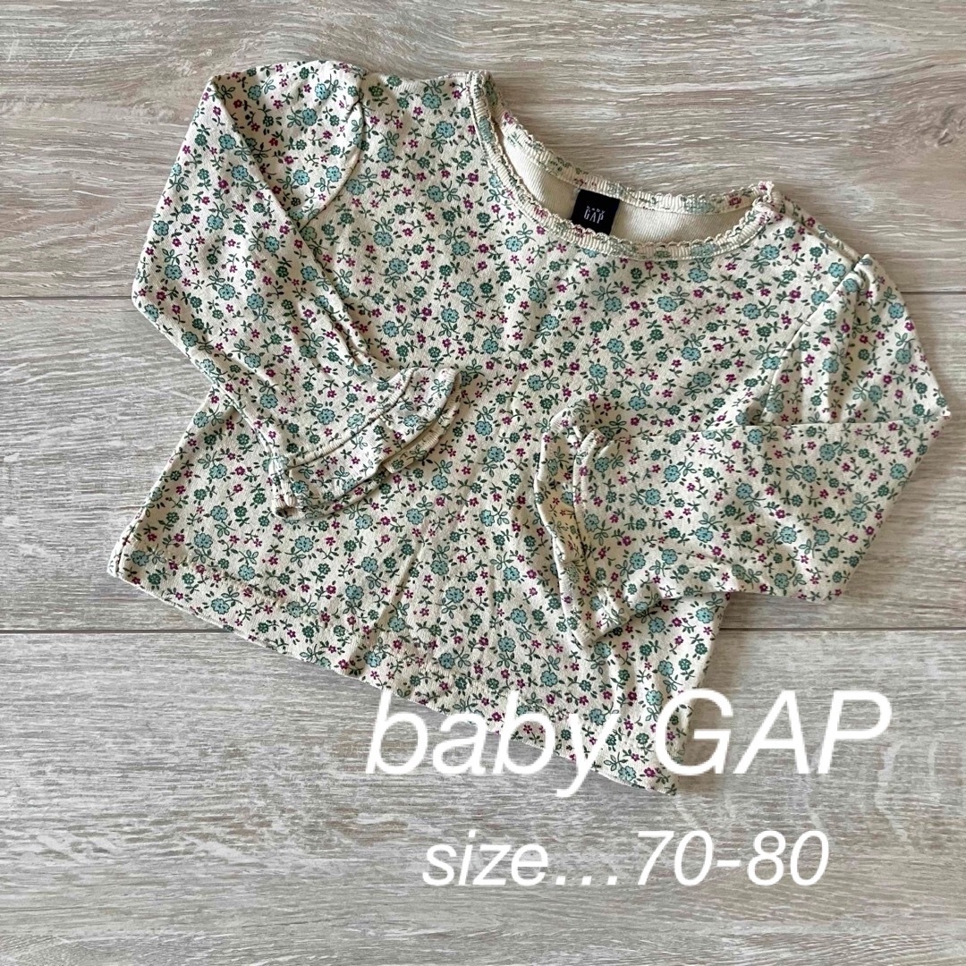 babyGAP(ベビーギャップ)のbabygap★小花柄カットソー　70〜80 キッズ/ベビー/マタニティのベビー服(~85cm)(シャツ/カットソー)の商品写真