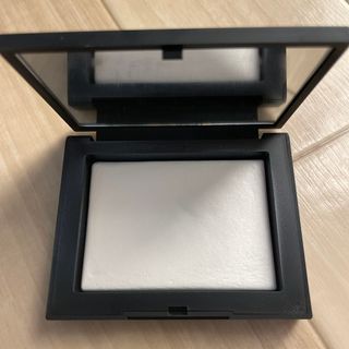 ナーズ(NARS)のNARS ライトリフレクティング　セッティングパウダー　プレストN 10g(フェイスパウダー)