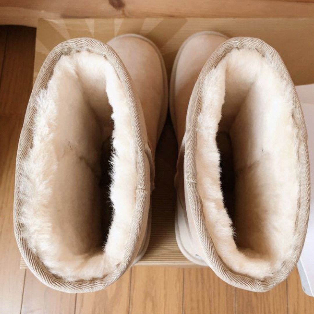 新品 UGG ムートンブーツ アグ 26㎝ サンド