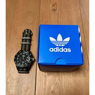 adidas - adidas original 腕時計 電池切れの通販 by みん｜アディダス