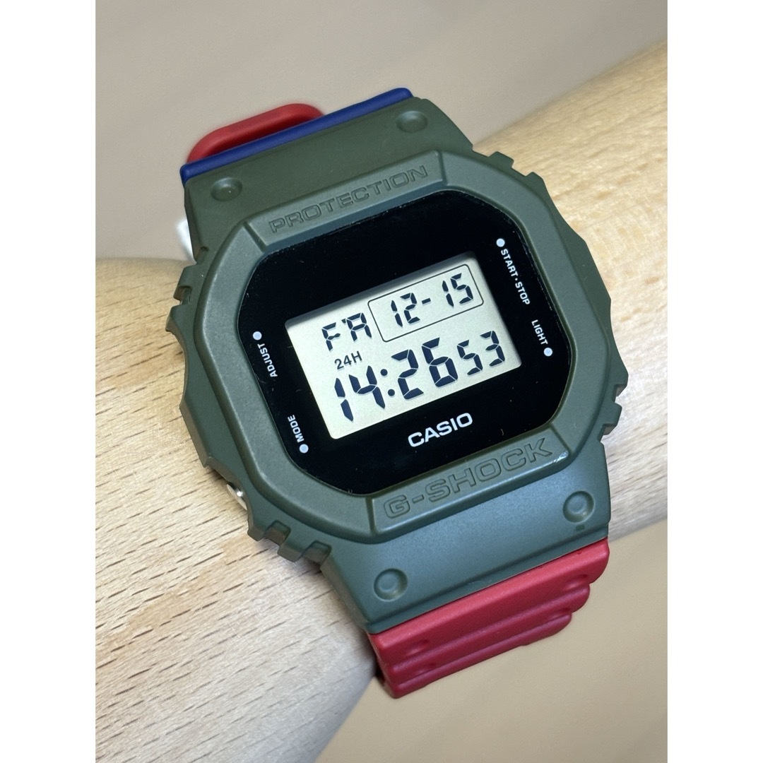 G-SHOCK(ジーショック)のG-SHOCK/クレイジーカラー/DW-5600/スピード/限定/箱付/マット メンズの時計(腕時計(デジタル))の商品写真