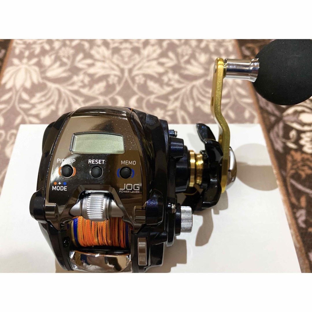 DAIWA(ダイワ)のダイワ電動リール 15 レオブリッツ 150J 充電器BT-108-12A スポーツ/アウトドアのフィッシング(その他)の商品写真