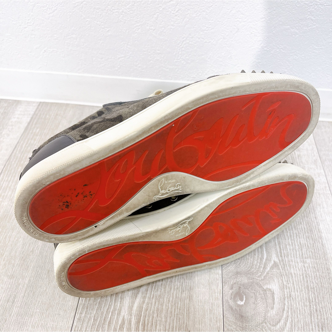 Christian Louboutin(クリスチャンルブタン)のルブタンメンズ　スタッズスニーカー メンズの靴/シューズ(スニーカー)の商品写真