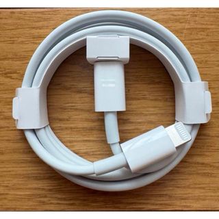 Apple 純正usb-c lighting 充電ケーブル(バッテリー/充電器)