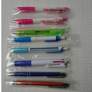 ペンテル(ぺんてる)のPentel uni ボールペン8本　 個包装あり　ノベルティ(ペン/マーカー)