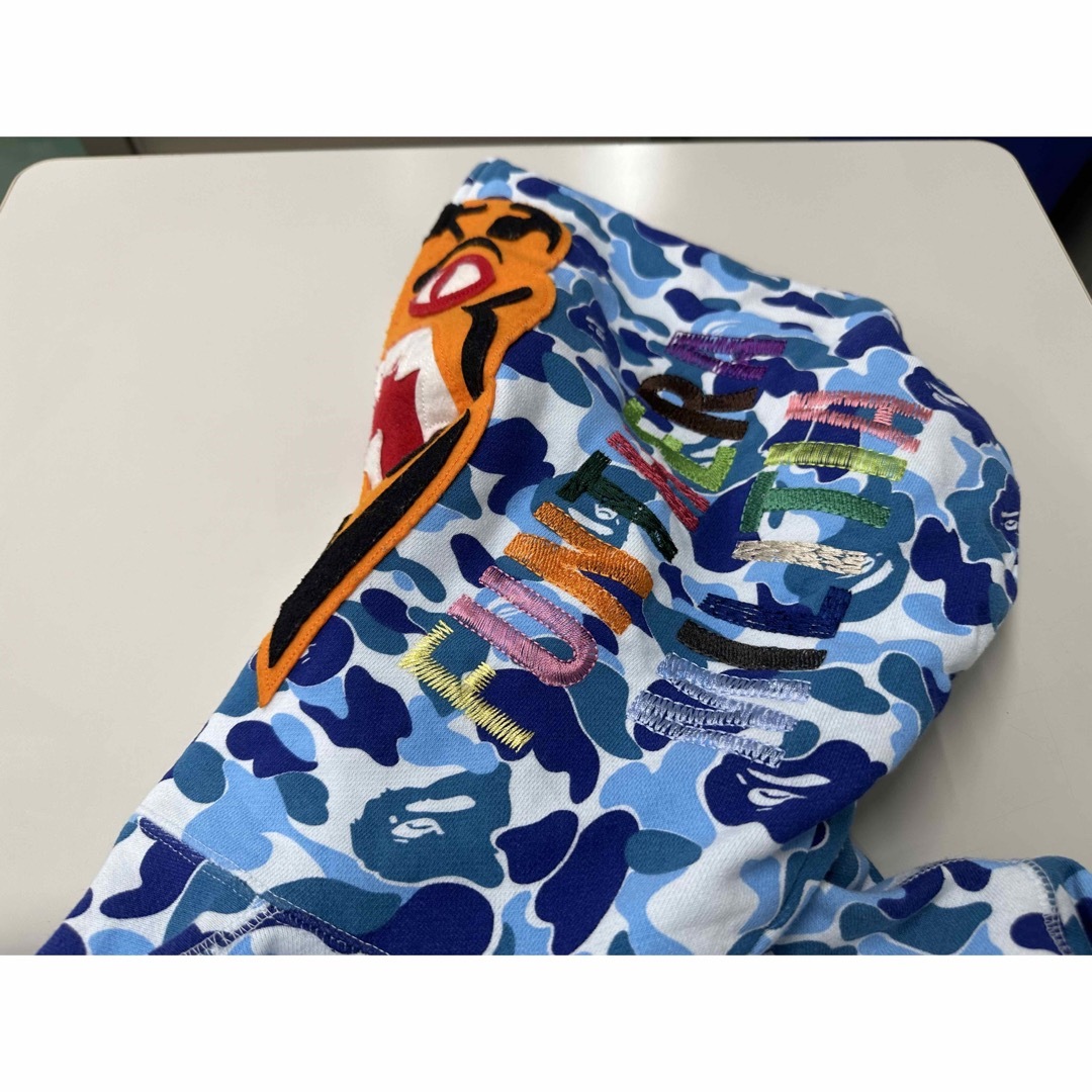 A BATHING APE(アベイシングエイプ)のAPE タイガーパーカー ABC CAMO 2XL メンズのトップス(パーカー)の商品写真