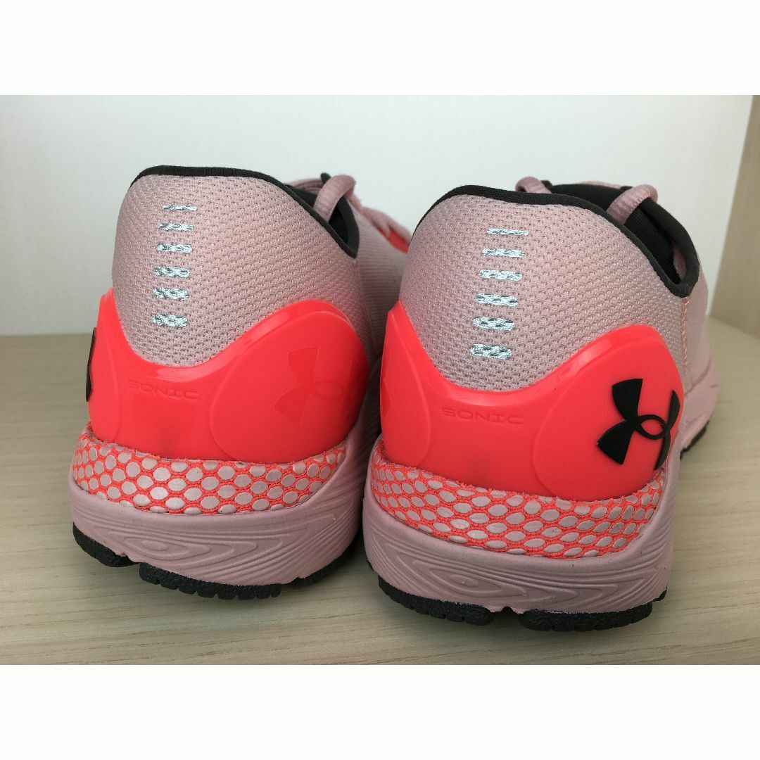 UNDER ARMOUR(アンダーアーマー)のアンダーアーマー ホバーソニック5 靴 23,5cm 新品 (1806) レディースの靴/シューズ(スニーカー)の商品写真