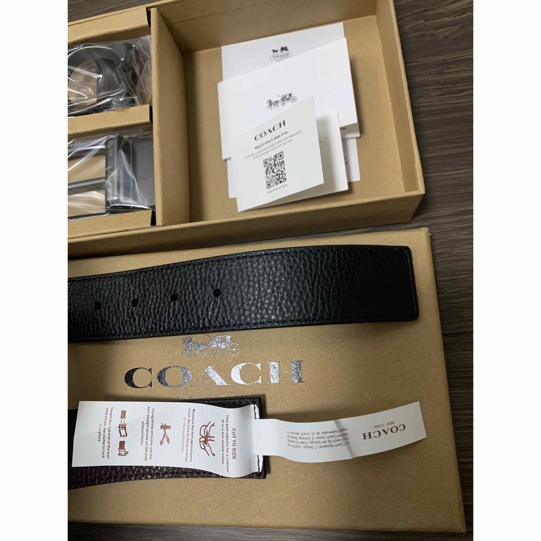 COACH(コーチ)の新品未使用　ショッパー付　コーチ　coach ベルト　リバーシブル　プレゼントに メンズのファッション小物(ベルト)の商品写真