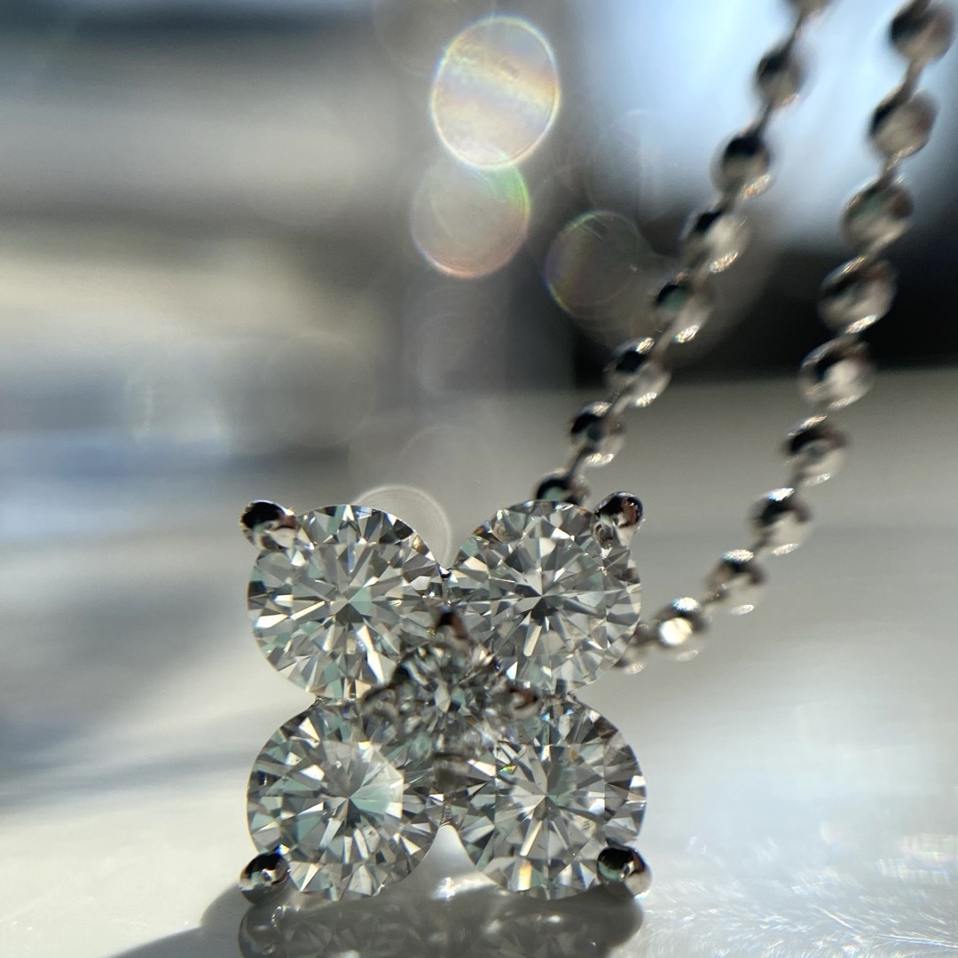 pt900／pt850  優美な輝き ダイヤモンド 0.55ct ネックレス レディースのアクセサリー(ネックレス)の商品写真