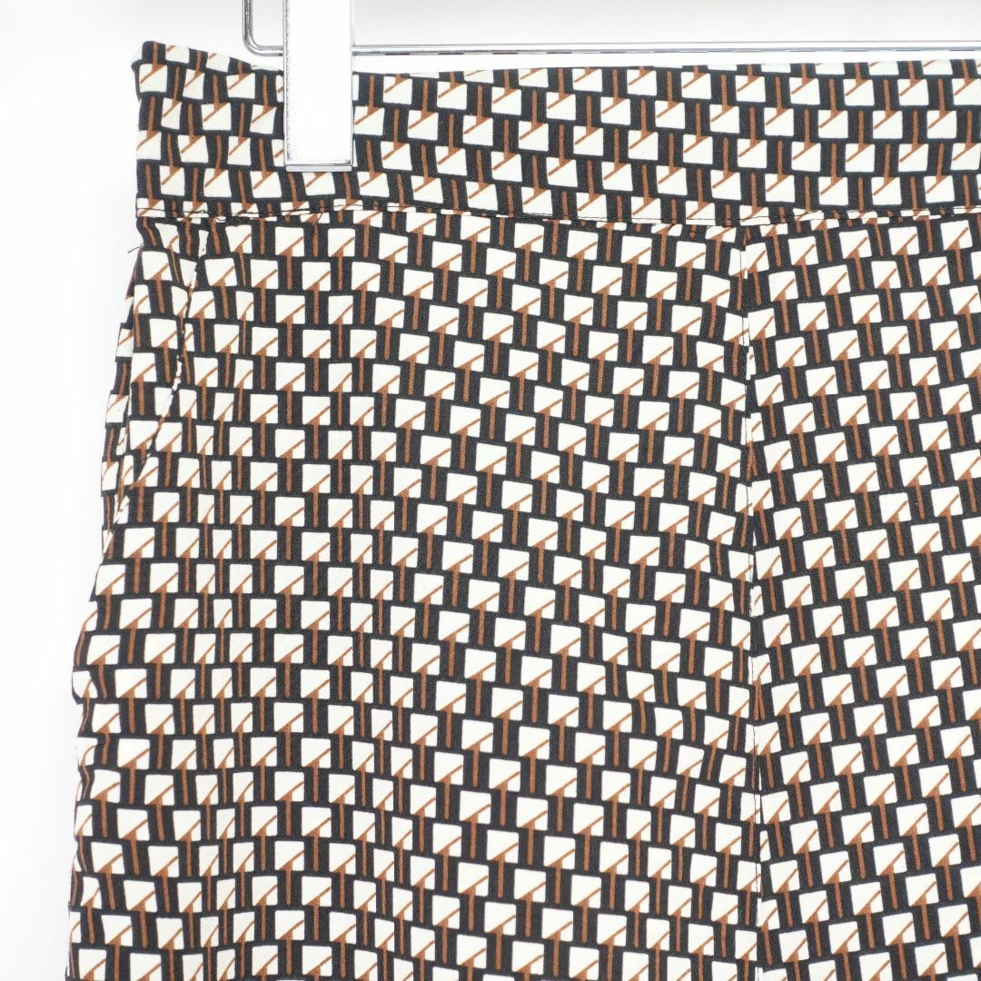 antiqua(アンティカ)のアンティカ　antiqua　レトロ柄　ワイドパンツ　ブラック系　フリー　 レディースのスカート(ロングスカート)の商品写真