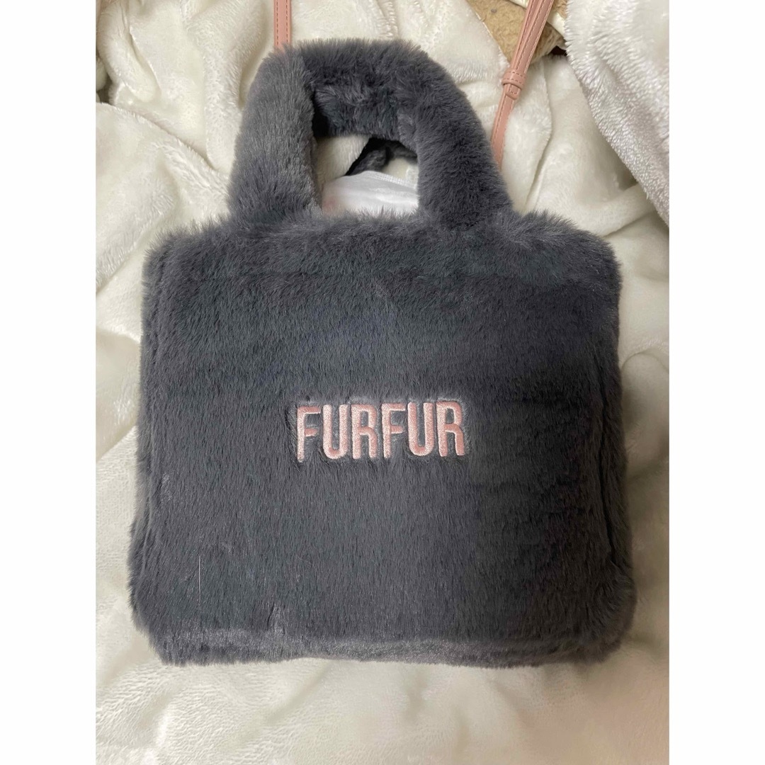 fur fur(ファーファー)のFURFUR ファーバッグ 黒 レディースのバッグ(ショルダーバッグ)の商品写真