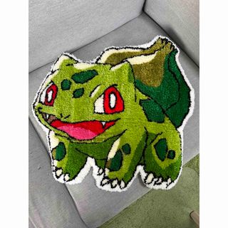 ポケモン(ポケモン)のハンドメイド　ポケモン　フシギダネ　ラグ(インテリア雑貨)