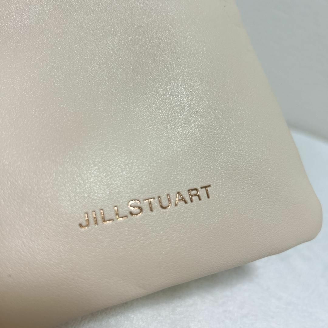 JILLSTUART(ジルスチュアート)の美品✨JILLSTUARTジルスチュアートショルダーバッグハンドバッグホワイト白 レディースのバッグ(ショルダーバッグ)の商品写真