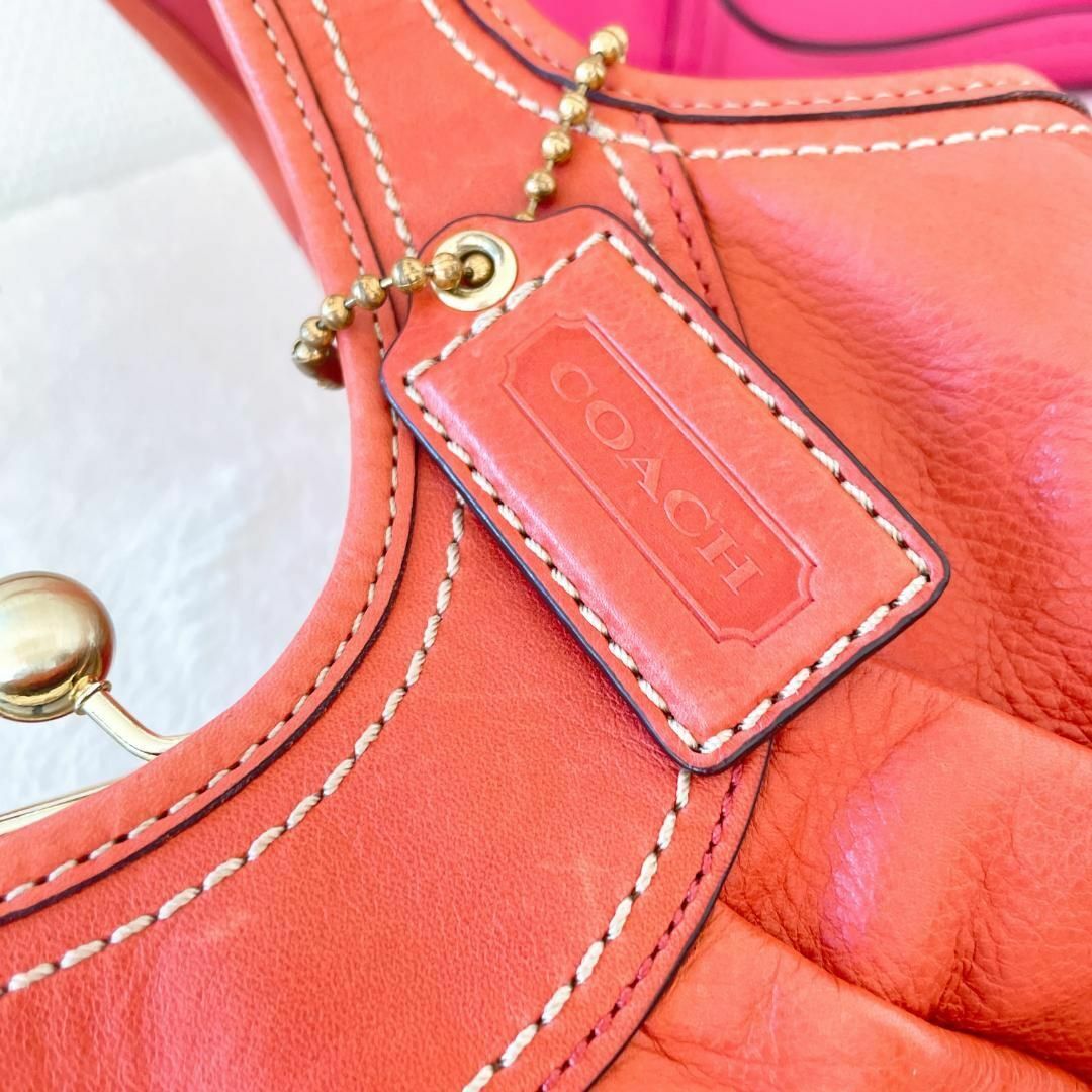 COACH(コーチ)の美品✨Coachコーチセミショルダーバッグトートバッグオレンジ橙カラーチェック レディースのバッグ(ショルダーバッグ)の商品写真