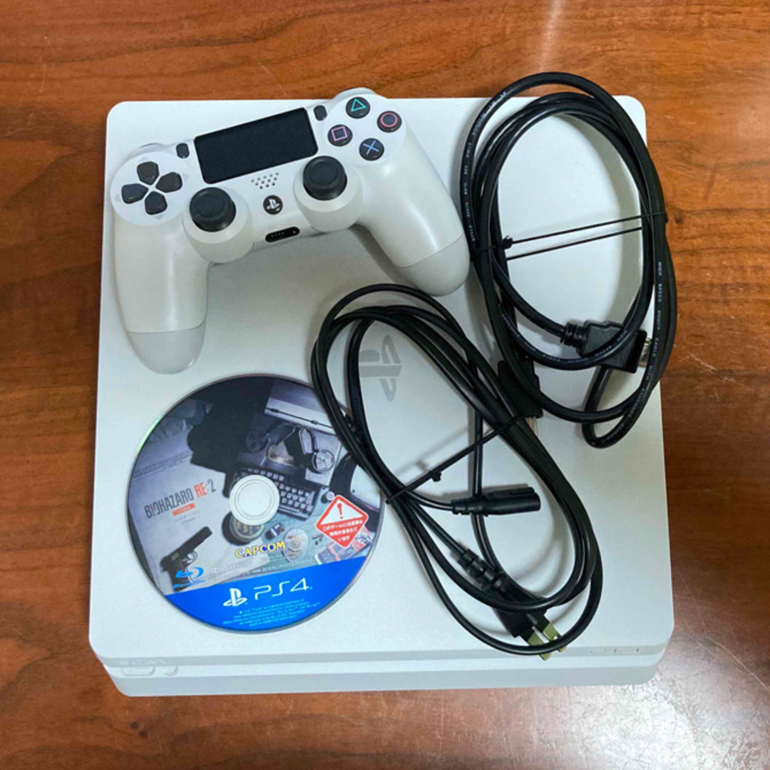 PlayStation4(プレイステーション4)のプレステ4 ホワイト　箱無し エンタメ/ホビーのゲームソフト/ゲーム機本体(家庭用ゲーム機本体)の商品写真