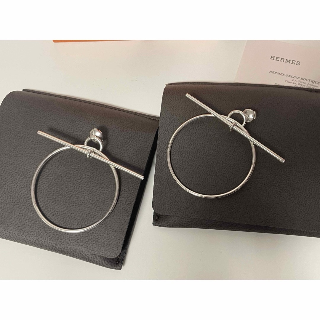 Hermes(エルメス)の専用新品　人気　エルメス　HERMES ループ　ループ　ピアス　MM シルバー　 レディースのアクセサリー(ピアス)の商品写真