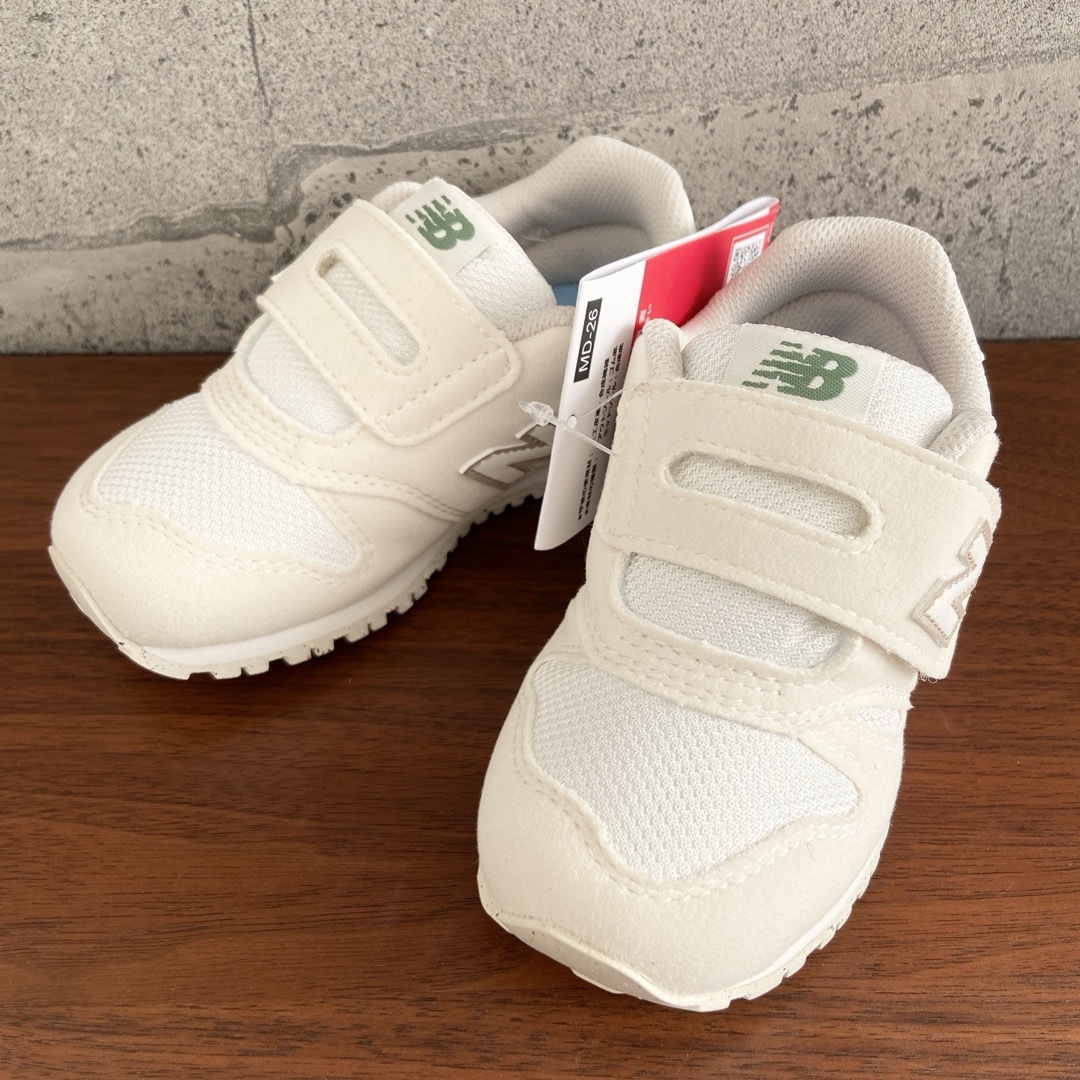 New Balance - 【新品】16.5センチ オフホワイト ニューバランス New Balance - 【新品】16.5センチ オフホワイト ニューバランス