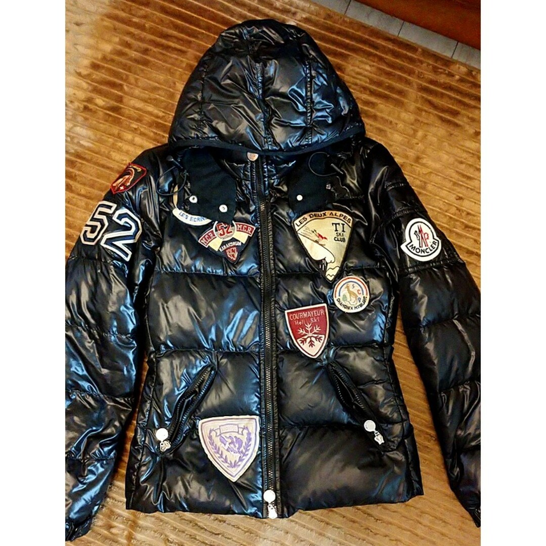 MONCLER(モンクレール)の希少モンクレールダウン0サイズ レディースのジャケット/アウター(ダウンジャケット)の商品写真