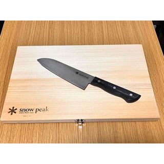 美品スノーピーク(snow peak) マナイタセットＬ サイズ包丁 刃物三徳(調理器具)