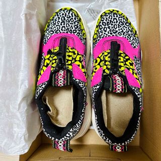 UGG - UGG ZIP SAFARIの通販 by rahmah999's shop|アグならラクマ UGG - UGG ZIP SAFARIの通販 by rahmah999's shop|アグならラクマ