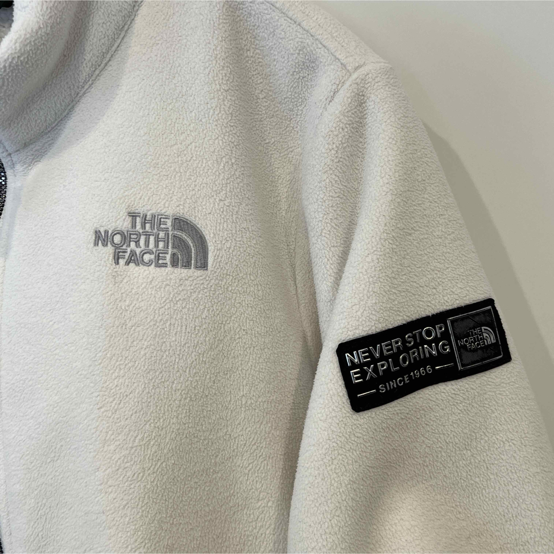 THE NORTH FACE(ザノースフェイス)のザノースフェイス　ジャケット　パーカー　ブルゾン　ホワイト　白 レディースのジャケット/アウター(その他)の商品写真