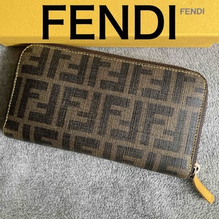 FENDI - FENDI ズッカ ヴィンテージ コンパクト 2つ折り財布の通販 by