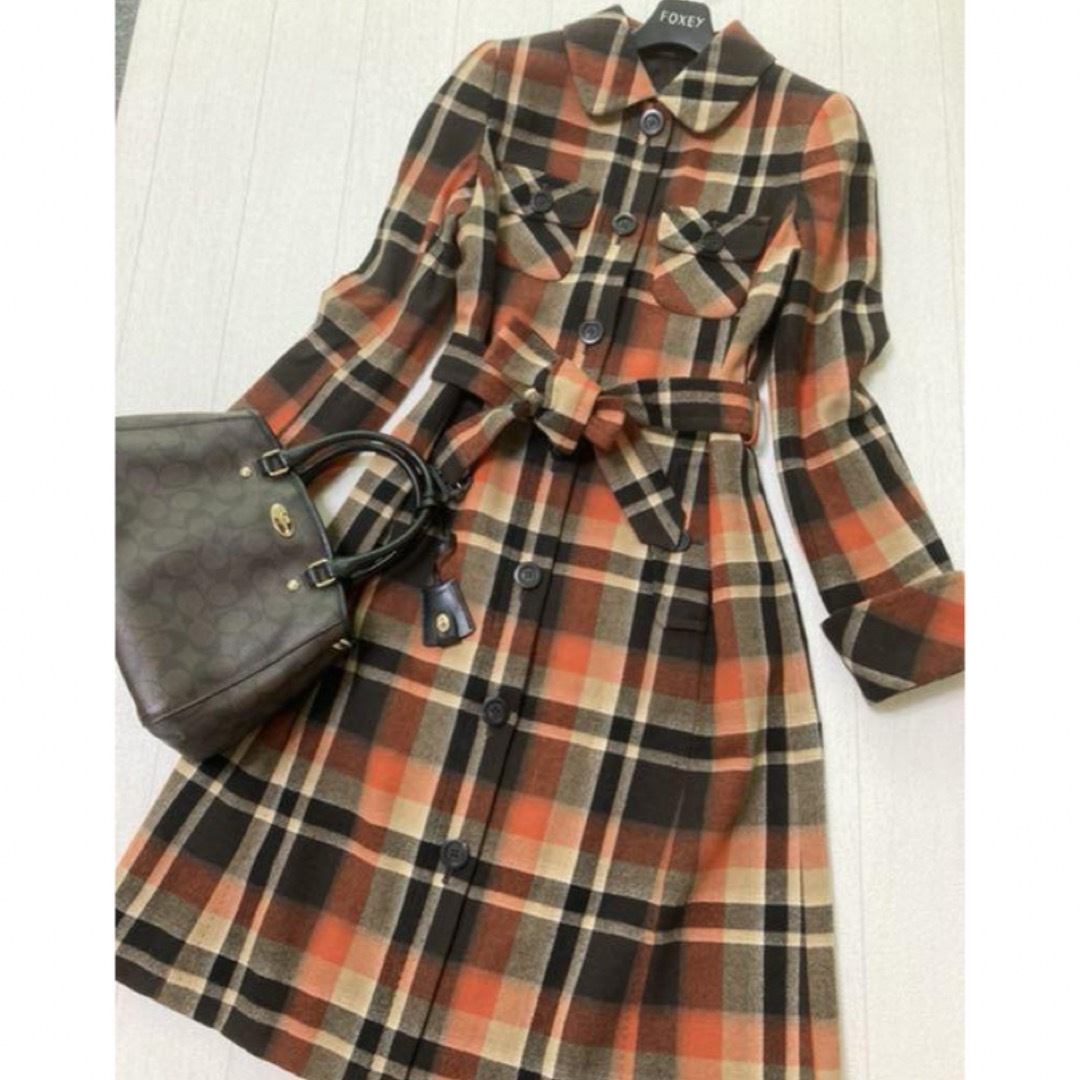 BURBERRY(バーバリー)の美品　バーバリー　ロンドン　コート　チェック　オレンジ レディースのジャケット/アウター(ロングコート)の商品写真