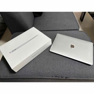 アップル(Apple)のMacBook Air(ノートPC)